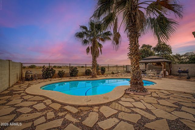 2215 E OMEGA Drive, San Tan Valley, AZ 85143