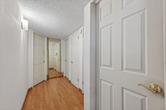 4588 E Holland Avenue, Fresno, CA 93726