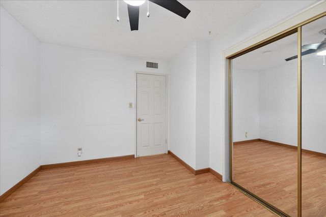 4588 E Holland Avenue, Fresno, CA 93726