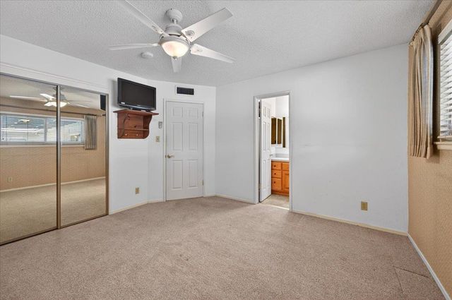 4588 E Holland Avenue, Fresno, CA 93726