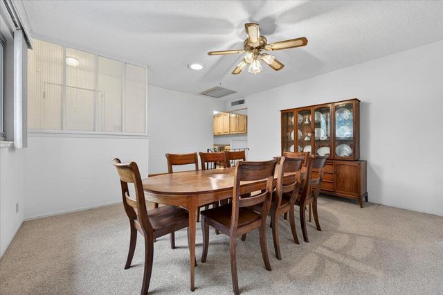 4588 E Holland Avenue, Fresno, CA 93726