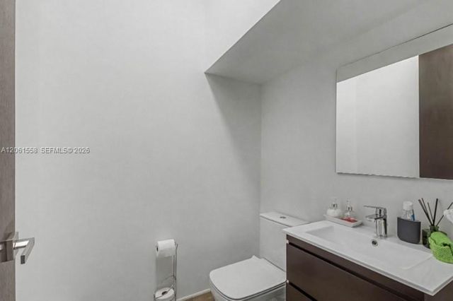 3341 NW 84th Court, Doral, FL 33122