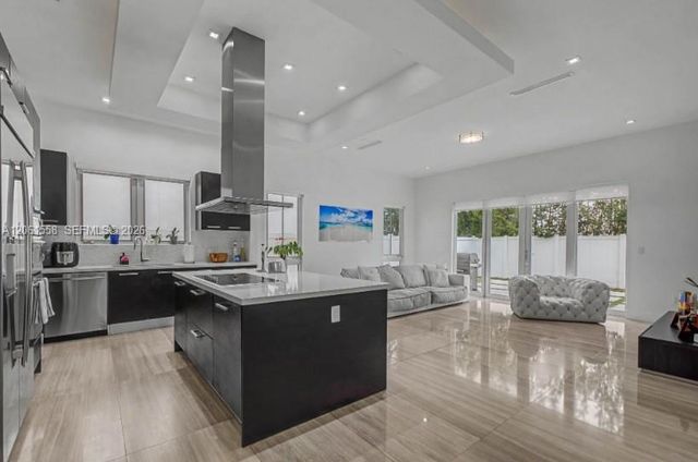 3341 NW 84th Court, Doral, FL 33122