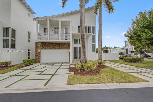 3341 NW 84th Court, Doral, FL 33122