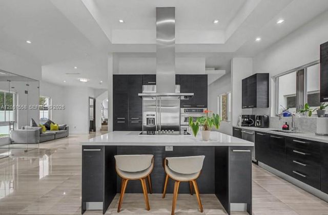 3341 NW 84th Court, Doral, FL 33122