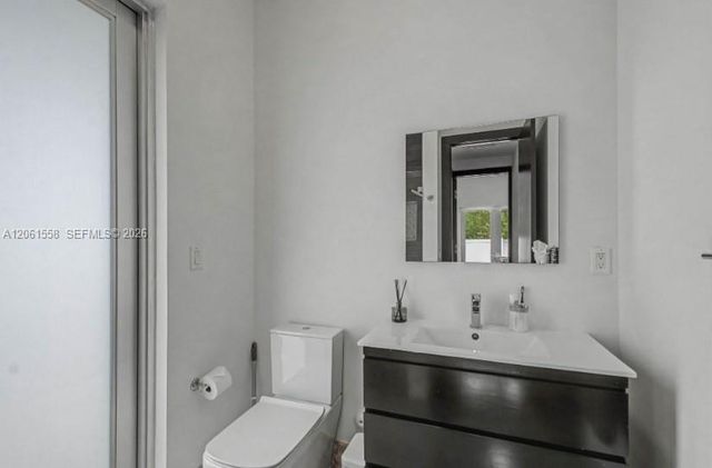 3341 NW 84th Court, Doral, FL 33122