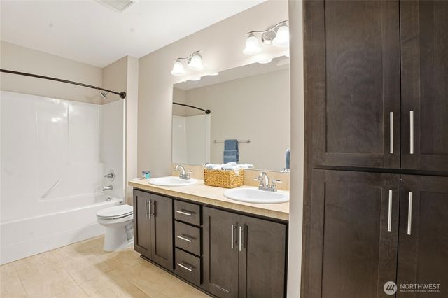 2622 NE 8th Avenue, Battle Ground, WA 98604