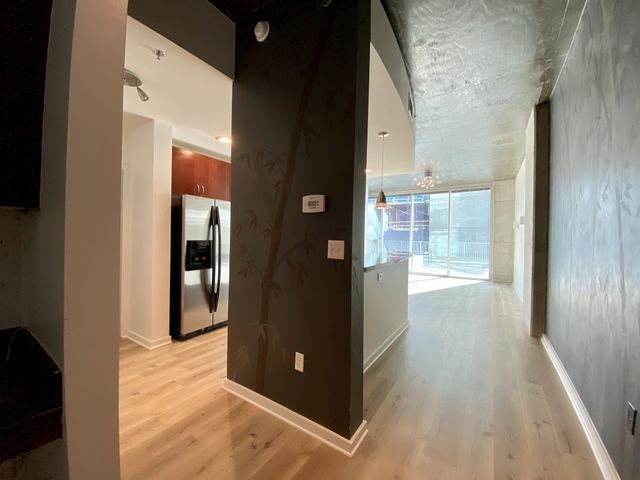 301 Demonbreun St Unit 713, Nashville, TN 37201