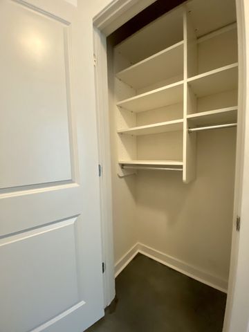 301 Demonbreun St Unit 713, Nashville, TN 37201