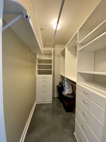 301 Demonbreun St Unit 713, Nashville, TN 37201