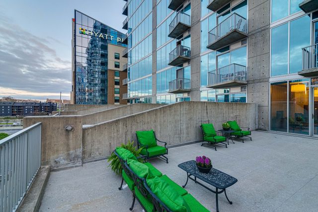 301 Demonbreun St Unit 713, Nashville, TN 37201