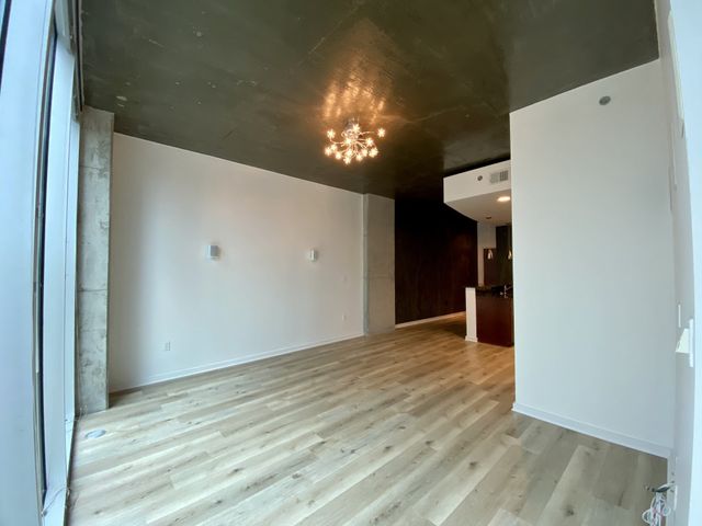 301 Demonbreun St Unit 713, Nashville, TN 37201