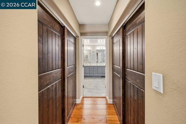 10 Crown Valley Ct, Danville, CA 94506