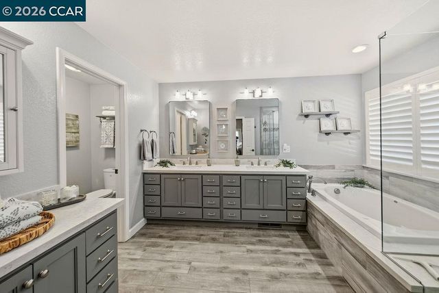 10 Crown Valley Ct, Danville, CA 94506