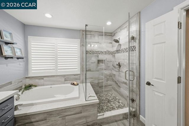 10 Crown Valley Ct, Danville, CA 94506