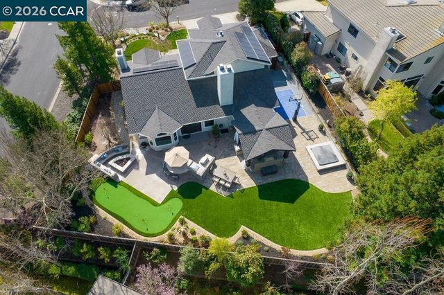 10 Crown Valley Ct, Danville, CA 94506