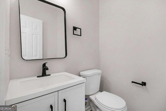 2955 Chadbourne Trail, Alpharetta, GA 30004