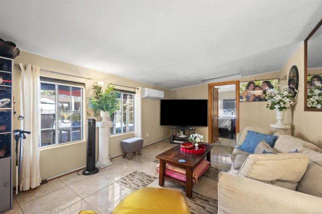4554 Date Avenue, La Mesa, CA 91941