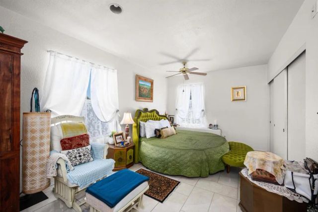 4554 Date Avenue, La Mesa, CA 91941