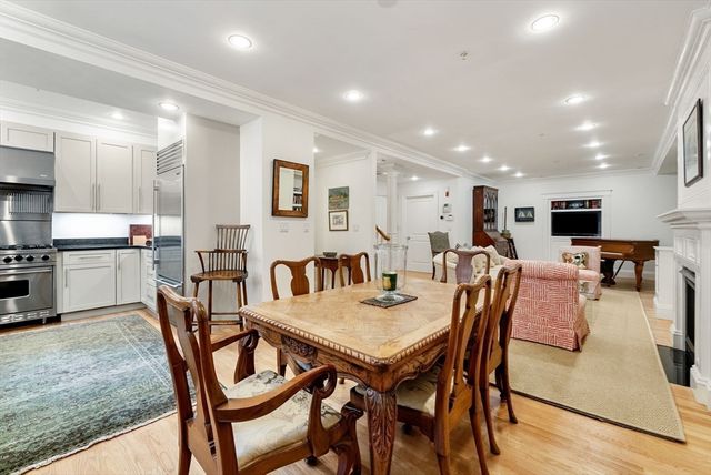 9-11 Worcester Sq 1, Boston, MA 02118