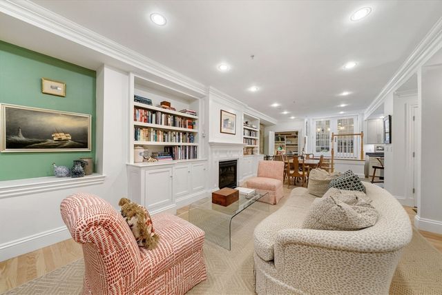 9-11 Worcester Sq 1, Boston, MA 02118