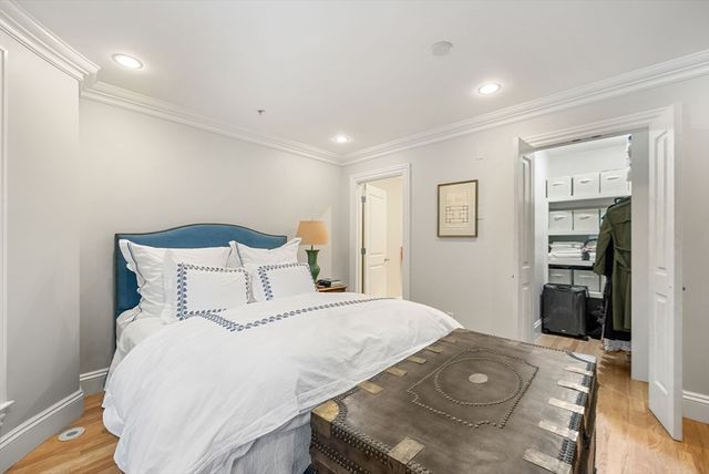 9-11 Worcester Sq 1, Boston, MA 02118