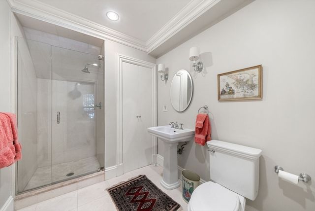 9-11 Worcester Sq 1, Boston, MA 02118