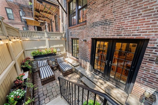 9-11 Worcester Sq 1, Boston, MA 02118