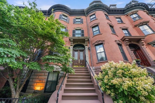 9-11 Worcester Sq 1, Boston, MA 02118