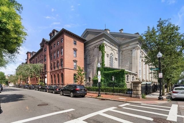 9-11 Worcester Sq 1, Boston, MA 02118