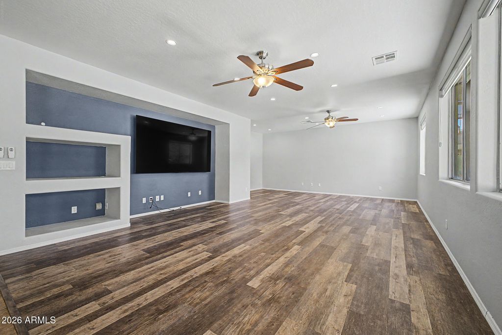 14350 W CHOLLA Street, Surprise, AZ 85379 — photo 2