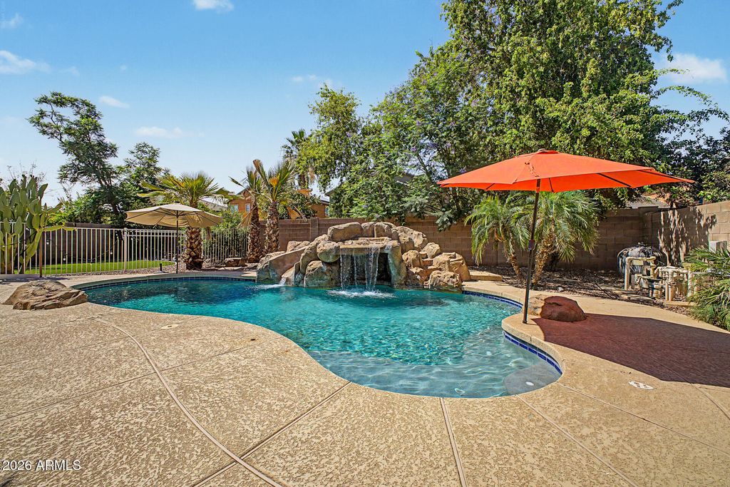 14350 W CHOLLA Street, Surprise, AZ 85379 — photo 5