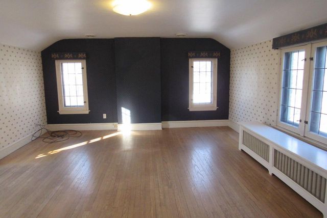 156 N 87th STREET, Wauwatosa, WI 53226