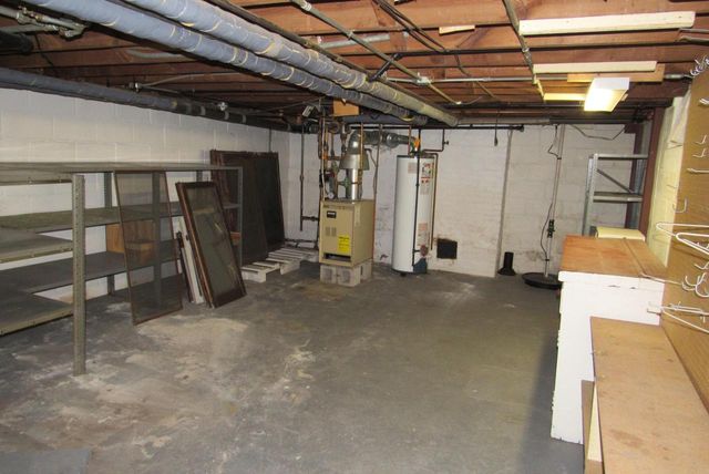 156 N 87th STREET, Wauwatosa, WI 53226