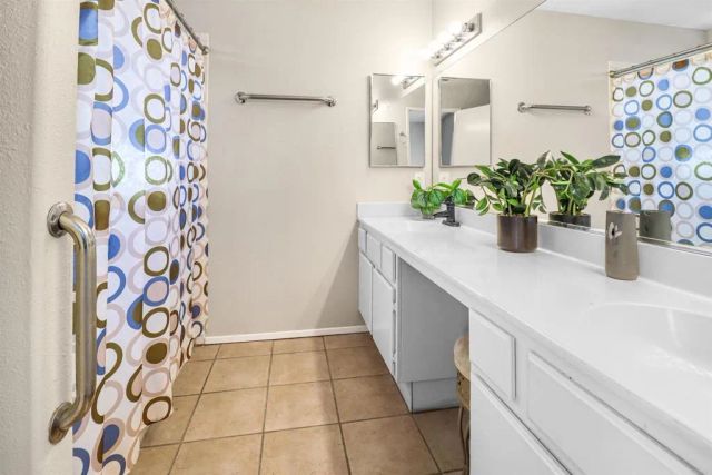 1584 Napoli Way, San Jacinto, CA 92583