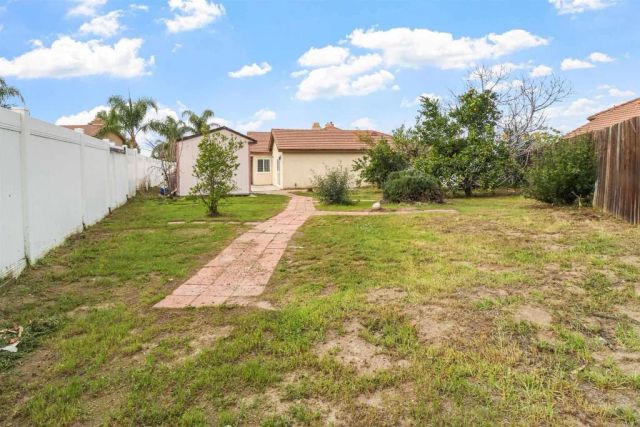 1584 Napoli Way, San Jacinto, CA 92583