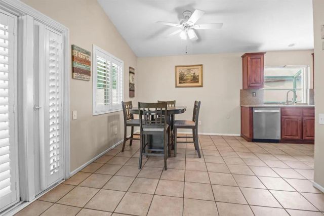 1584 Napoli Way, San Jacinto, CA 92583