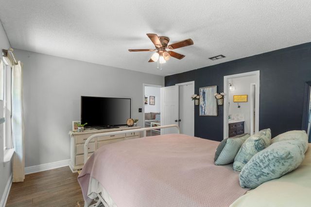 366 Brookwood Boulevard, Mary Esther, FL 32569