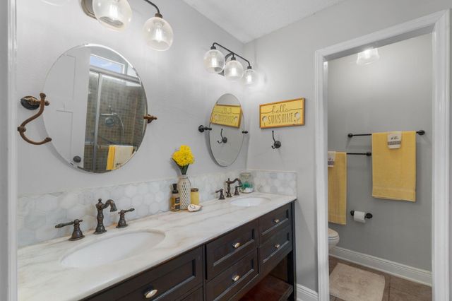 366 Brookwood Boulevard, Mary Esther, FL 32569