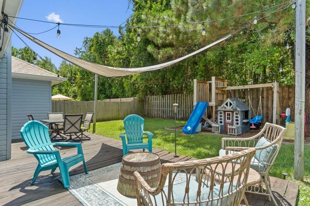 366 Brookwood Boulevard, Mary Esther, FL 32569