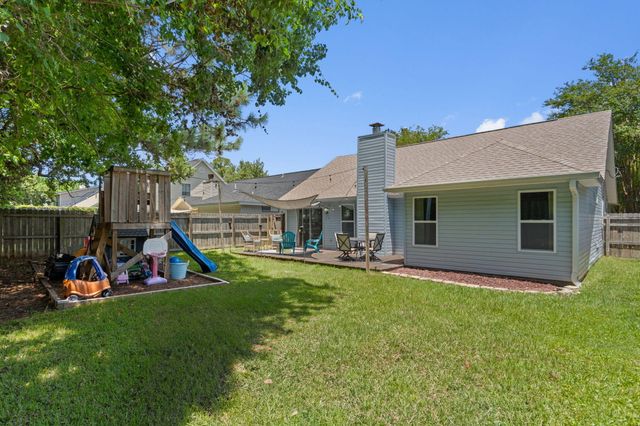 366 Brookwood Boulevard, Mary Esther, FL 32569