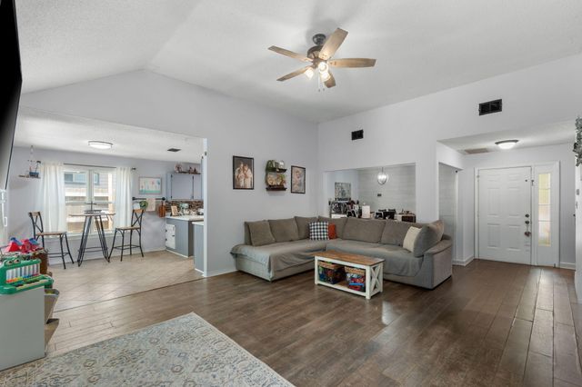 366 Brookwood Boulevard, Mary Esther, FL 32569