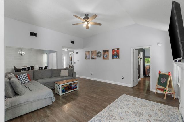 366 Brookwood Boulevard, Mary Esther, FL 32569