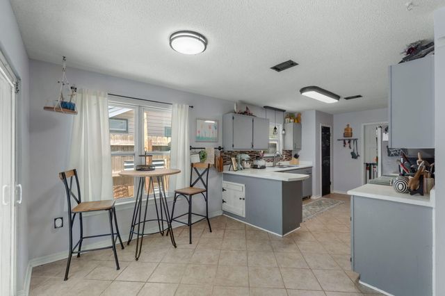 366 Brookwood Boulevard, Mary Esther, FL 32569