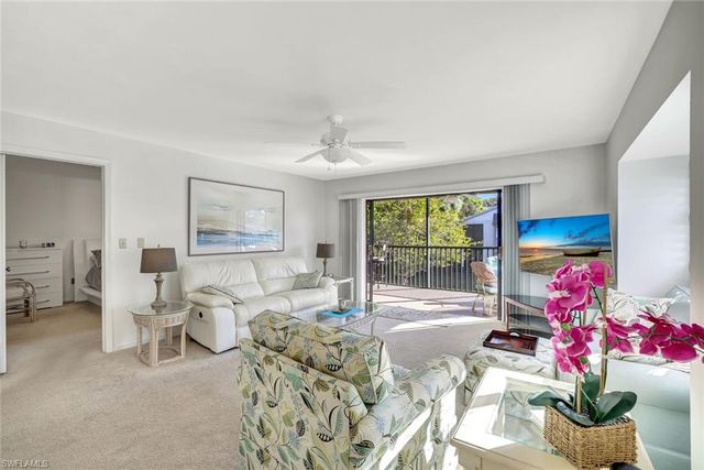 910 Vanderbilt Beach RD # 325W, Naples, FL 34108