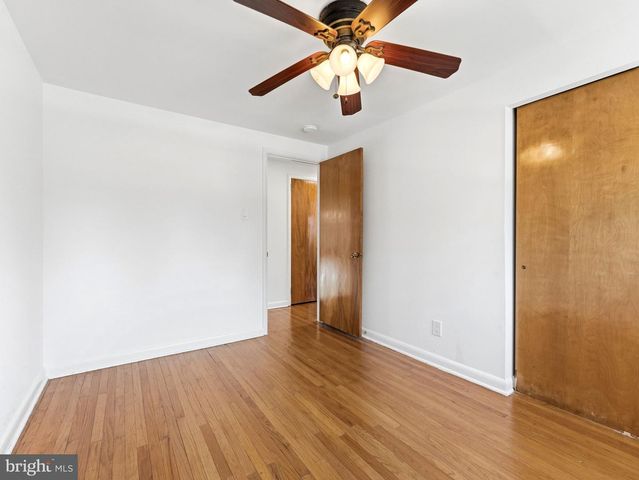 411 CHAPEL AVE E, Cherry Hill, NJ 08034