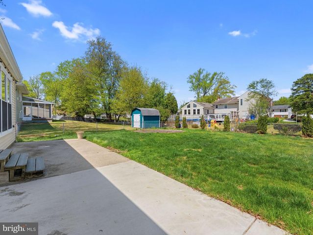 411 CHAPEL AVE E, Cherry Hill, NJ 08034