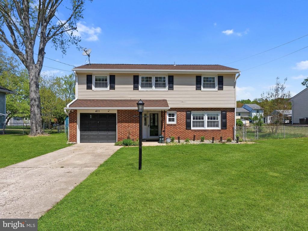 411 CHAPEL AVE E, Cherry Hill, NJ 08034