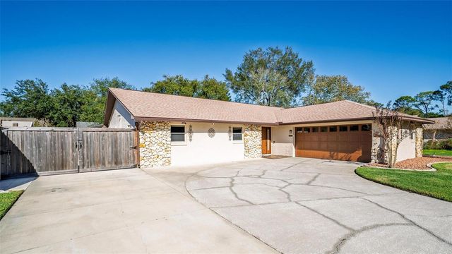 8877 BUTTERNUT BOULEVARD, Orlando, FL 32817