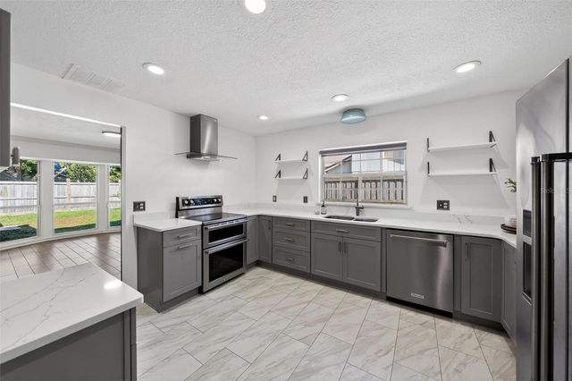 8877 BUTTERNUT BOULEVARD, Orlando, FL 32817